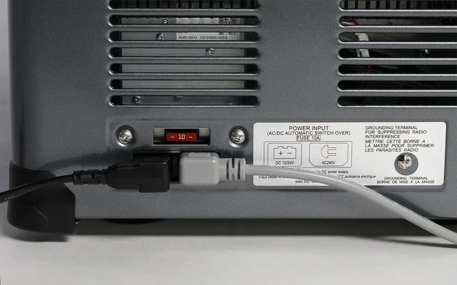 Engel MT35F-V Kompressorkühlbox 32 Liter 6 Engel MT35F-V Kompressorkühlbox 32 Liter – Bild 6