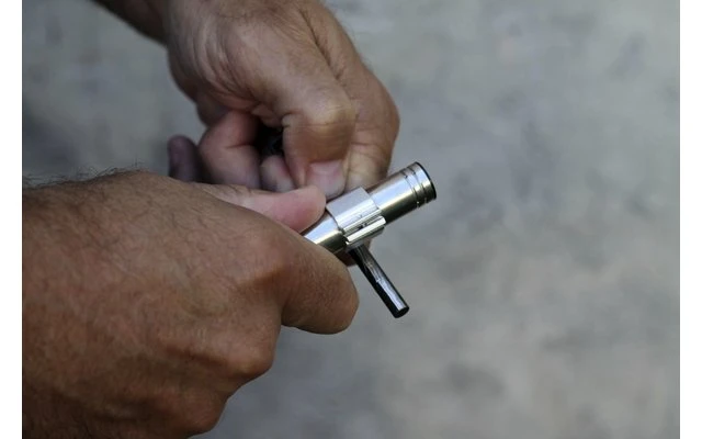 Vargo Ultimate Fire Starter Feuerstarter 4 Vargo Ultimate Fire Starter Feuerstarter – Bild 4